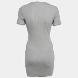 Pre Owned فستان ميو ميو ميني حياكة مضلعة برقعة شعار رمادي حجم صغير