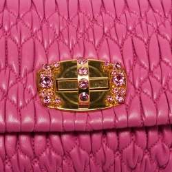 مملوكة مسبقًا Miu Miu Fuchsia Matelasse Leather Small Crystal Flap Shoulder Bag