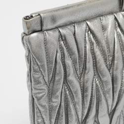 Pre Owned Miu Miu Silver Matelassé Leather Frame Clutch