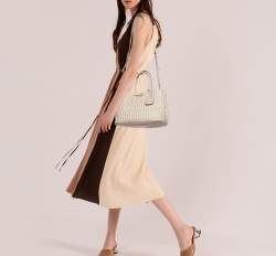 Pre Owned Miu Miu Light Pink Matelasse Leather Bow Tote