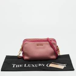 Pre Owned حقيبة كاميرا كروس بدي ميو ميو جلد وردي بلونين