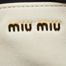 Pre Owned Miu Miu White Matelassé Leather Shoulder Bag