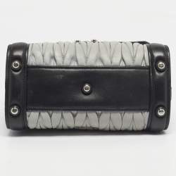 Pre Owned Miu Miu Black/Grey Matelassé Leather Pushlock Flap Top Handle Bag