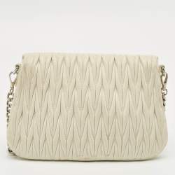 Pre Owned Miu Miu White Matelassé Leather Logo Flap Crossbody Bag