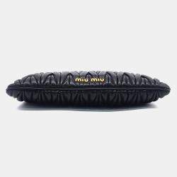 Pre Owned Miu Miu Black Leather Matrasse Clutch