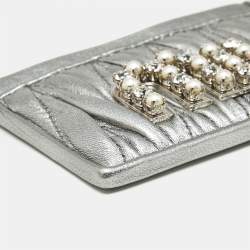 Pre Owned Miu Miu Silver Matelassé Leather Logo Embellished Card Holder