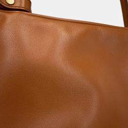 مملوكة مسبقًا حقيبة بو ميو ميو جلد كونياك حجم كبير