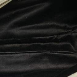 مملوكة مسبقًا حقيبة كتف ميو ميو جلد أبيض ماتيلاسي بغطاء كريستال