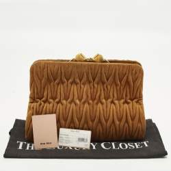 Pre Owned Miu Miu Kisslock Frame Brown Matelassé Suede Clutch
