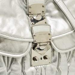 Pre Owned Miu Miu Coffer Silver Matelassé Leather Hobo