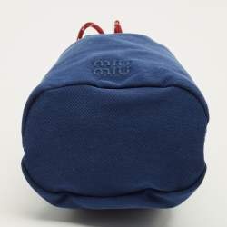 مملوكة مسبقًا حقيبة ميو ميو جباردين قماش أزرق برباط بوكيت