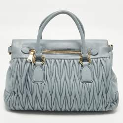 مملوكة مسبقًا Miu Miu Light Blue Matalasse Leather Zip Satchel