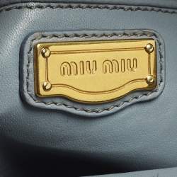 مملوكة مسبقًا Miu Miu Light Blue Matalasse Leather Zip Satchel