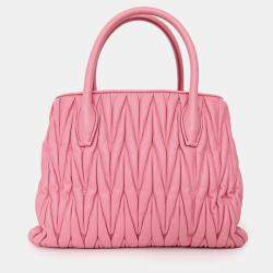 Pre Owned حقيبة صغيرة ميوميو وردية جلد مطرز ماتلاسيه مع حزام