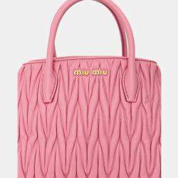 Pre Owned حقيبة صغيرة ميوميو وردية جلد مطرز ماتلاسيه مع حزام