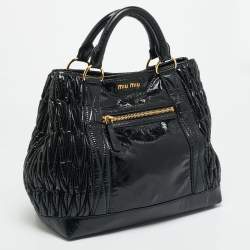 مملوكة مسبقًا حقيبة يد توتس ميو ميو جلد ماتيلاس لامع أسود