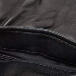 مملوكة مسبقًا حقيبة يد هوبيو ميو ميو كوفر جلد ماتيلاسيه كحلي فاخر صغيرة