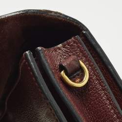 Pre Owned حقيبة يد علوية ميو ميو غطاء دفع قفل جلدي مادراس عنابي