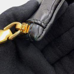 مملوكة مسبقًا Miumiu Matelasse 2Way Clutch Bag Black Leather