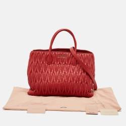 Pre Owned Miu Miu Snap Top Red Matelassé Leather Tote