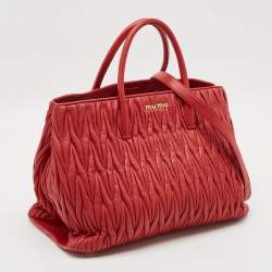 Pre Owned Miu Miu Snap Top Red Matelassé Leather Tote