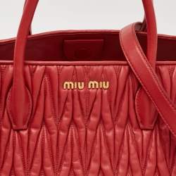 Pre Owned Miu Miu Snap Top Red Matelassé Leather Tote