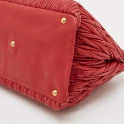 Pre Owned Miu Miu Snap Top Red Matelassé Leather Tote