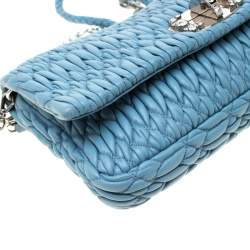 Pre Owned حقيبة كتف ميو ميو كريستال جلد مبطنة زرقاء فاتحة