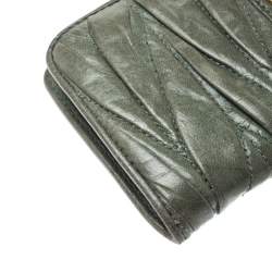 Miu Miu Green Matelasse Leather Clasp Lock Wallet