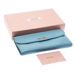 مملوكة مسبقًا Miu Miu Blue Leather Madras Flap Wallet