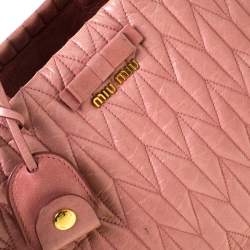 مملوكة مسبقًا حقيبة ميو ميو جلد وردي فاتح ماتيلاس بفيونكة