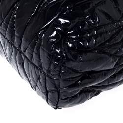 Pre Owned Miu Miu Black Matelassé Patent Leather Tote