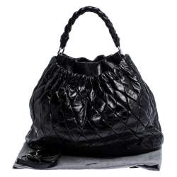 مملوكة مسبقًا Miu Miu Black Glazed Quilted Leather Large Harlequin Hobo