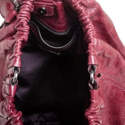 Pre Owned حقيبة ميو ميو جيب أمامي جلد عنابية