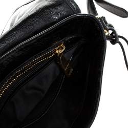 مملوكة مسبقًا Miu Miu Black Leather Crossbody Bag