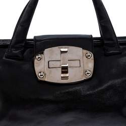 مملوكة مسبقًا Miu Miu Black Leather Turnlock Tote