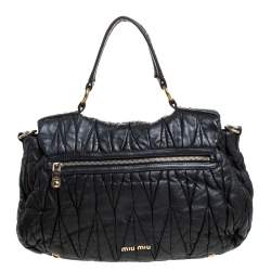 مملوكة مسبقًا Miu Miu Black Matelasse Leather Bauletto Top Handle Bag