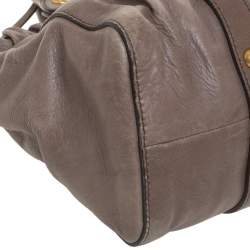 مملوكة مسبقًا Miu Miu Khaki Matelasse Leather Satchel