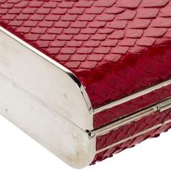 مملوكة مسبقًا Miu Miu Red Python Box Chain Clutch