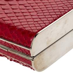 مملوكة مسبقًا Miu Miu Red Python Box Chain Clutch