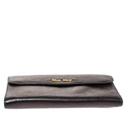 مملوكة مسبقًا Miu Miu Black Leather Madras Flap Wallet