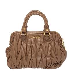 مملوكة مسبقًا Miu Miu Brown Matelasse Leather Zip Satchel