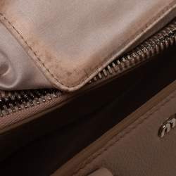 Pre Owned حقيبة شوبر ميو ميو فينيكس جلد بيج بسحاب