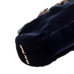 مملوكة مسبقًا Miu Miu Navy Blue Velvet Crystal Embellished Clutch