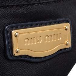 مملوكة مسبقًا Miu Miu Navy Blue Velvet Crystal Embellished Clutch