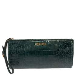 Pre Owned Miu Miu Green Croc Embossed Leather Wristlet Clutch