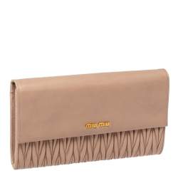 Pre Owned حقيبة كلتش ميو ميو قلاب جلد ماتيلاس بيج