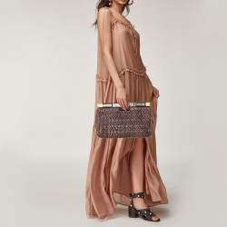 مملوكة مسبقًا Miu Miu Brown Matelasse Leather Frame Clutch