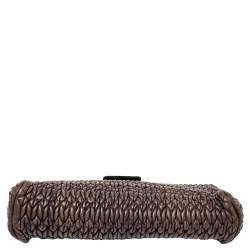 مملوكة مسبقًا Miu Miu Brown Matelasse Leather Frame Clutch