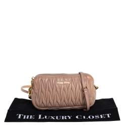 مملوكة مسبقًا Miu Miu Beige Matelassé Leather Double Zip Crossbody Bag